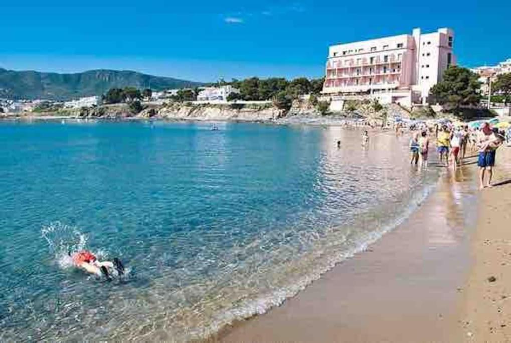 Apartamento Con Piscina En Llança Εξωτερικό φωτογραφία